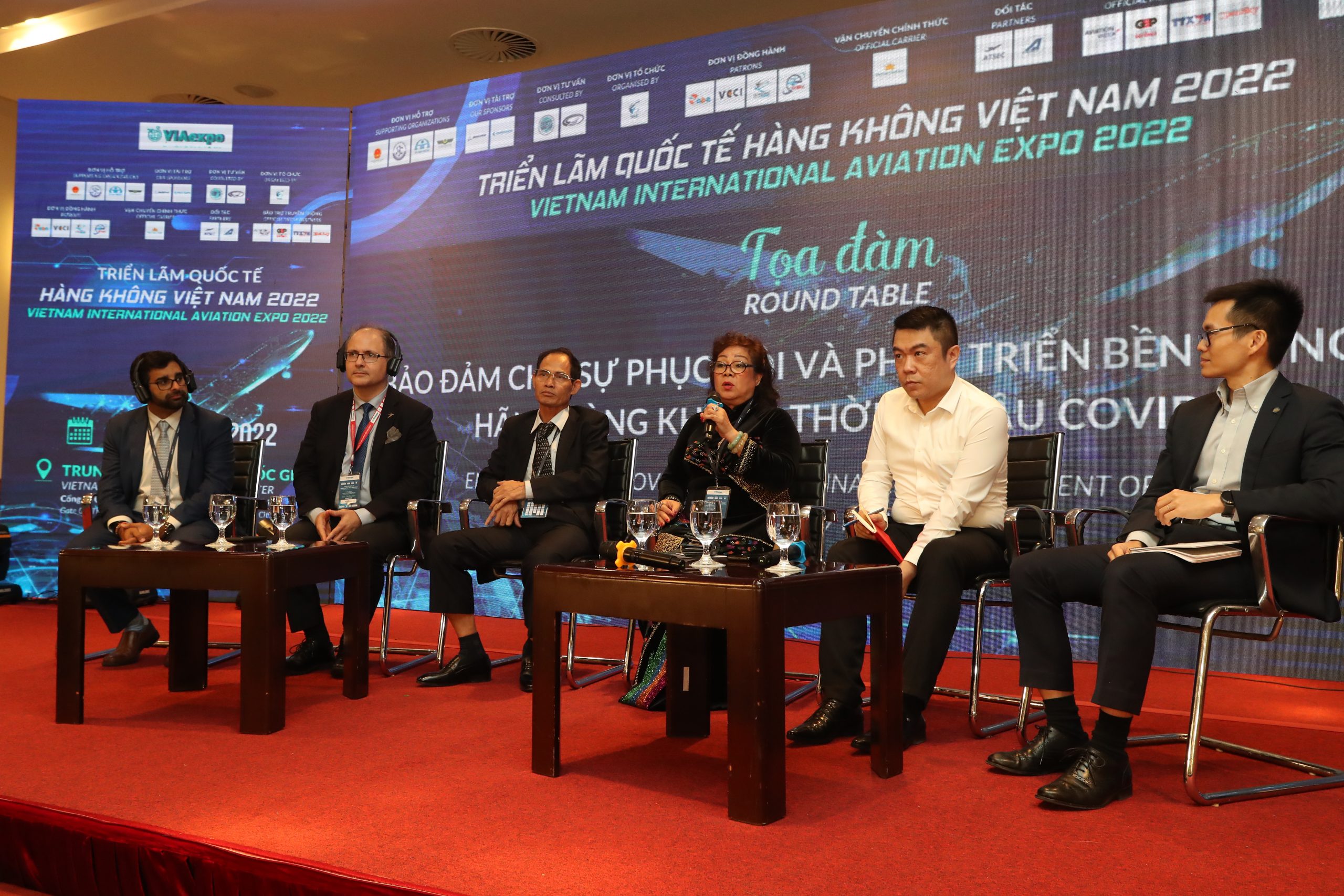 Recovery and development of Vietnam’s aviation industry in the new context