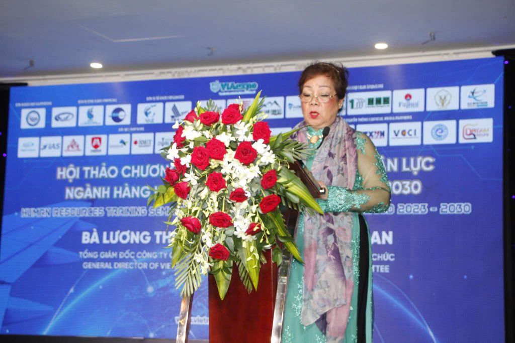 z7686351933888_6b88b650400edc0ebef5eb73725e749f